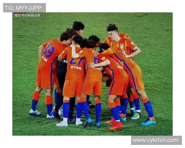 上海篮球队战术变革引发热议球迷与专家共同探讨新打法的前景与挑战