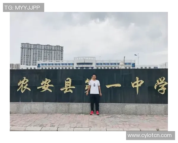 专访张强:探寻篮球领域的成功秘诀与成长之路 专访张强:探寻篮球领域的成功秘诀与成长之路