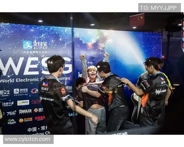 杨磊专访:从新手到职业选手的DOTA2成长之路回顾与展望 杨磊专访:从新手到职业选手的DOTA2成长之路回顾与展望